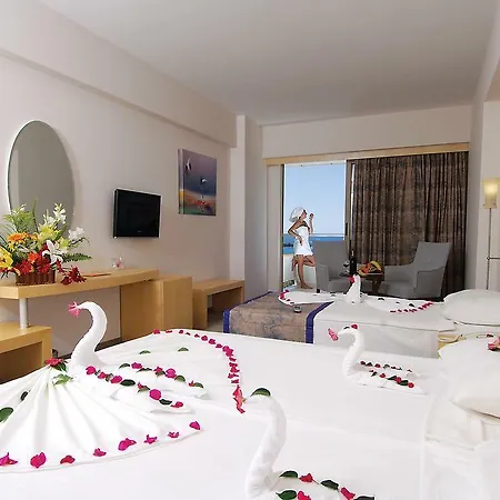 Lycus オクルカラール