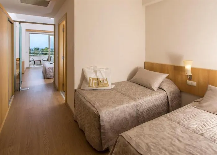Resort Lycus