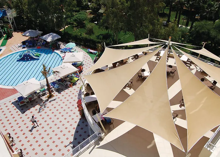 Lycus Resort Okurcalar