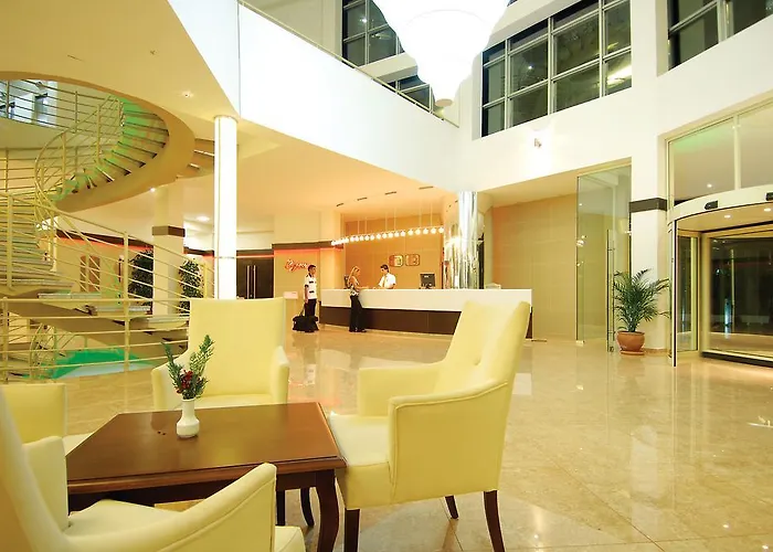 Resort Lycus Okurcalar